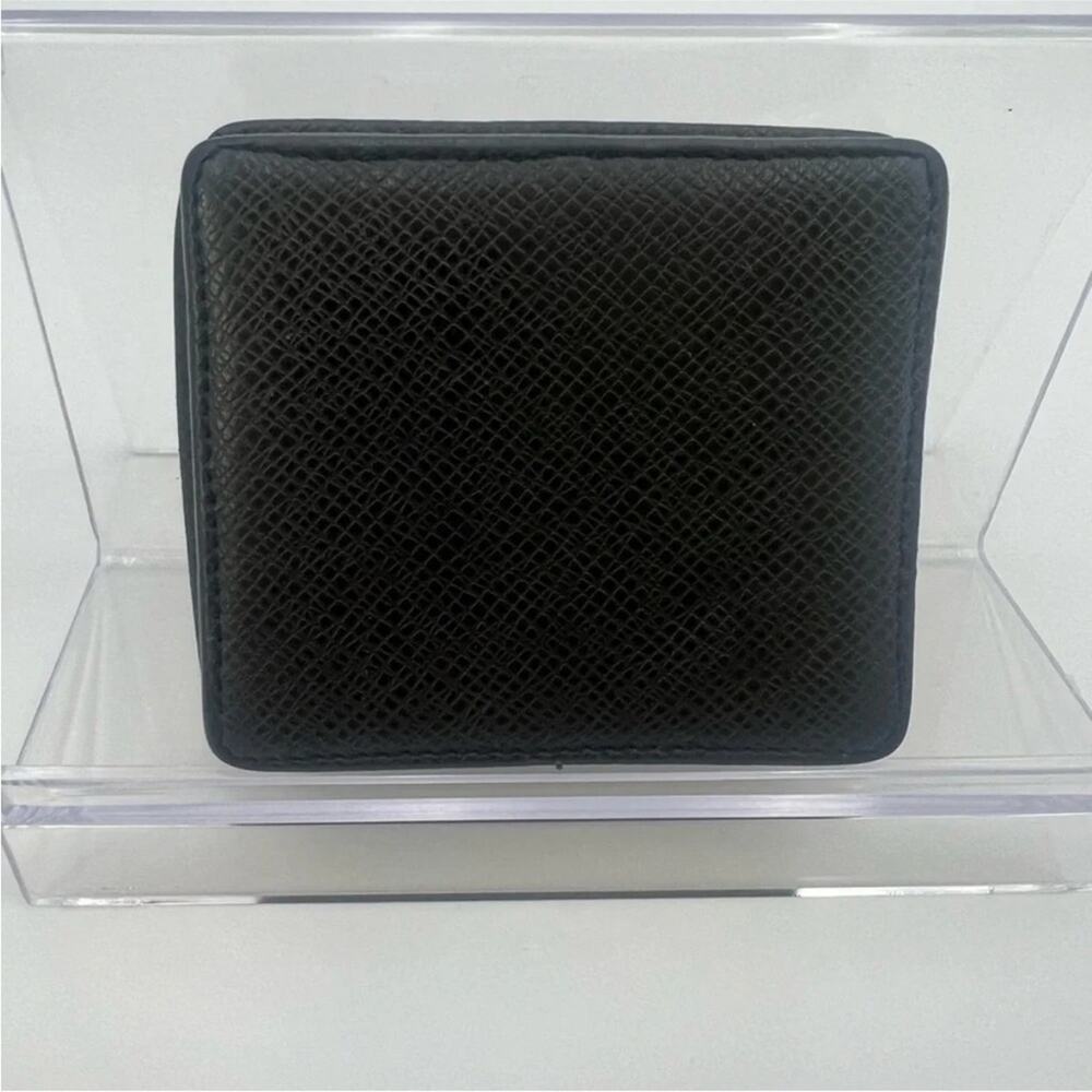 LOUIS VUITTON RARE Epi Porte-Monnaie Boite Coin Purse/Holder